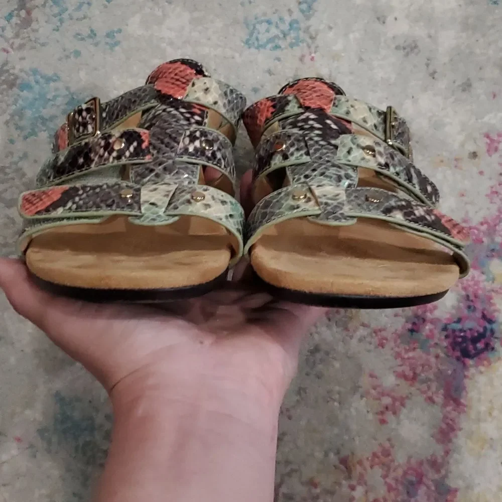 Vionic Colorful Snake Pattern Wedges - Picture 11 of 15